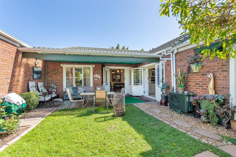 3 Bedroom Property for Sale in Pinelands Western Cape